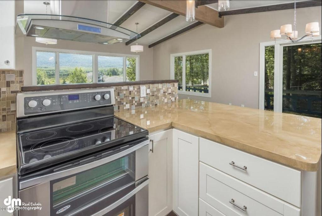 Hot Tub Stunning Mountain Views 2 Kitchens 4 Bedroom 2 Bathroom 앵커리지 외부 사진