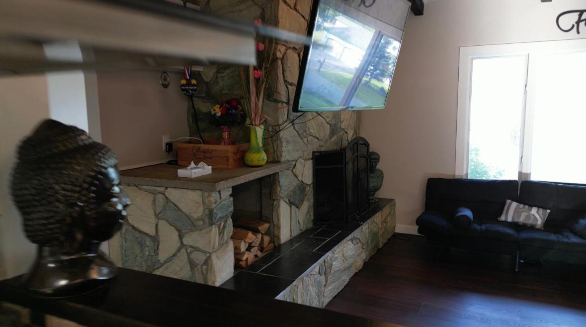 Hot Tub Stunning Mountain Views 2 Kitchens 4 Bedroom 2 Bathroom 앵커리지 외부 사진